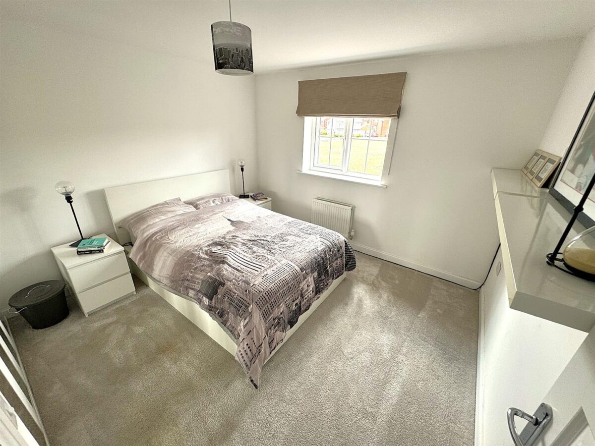 Stanley Close, Corby