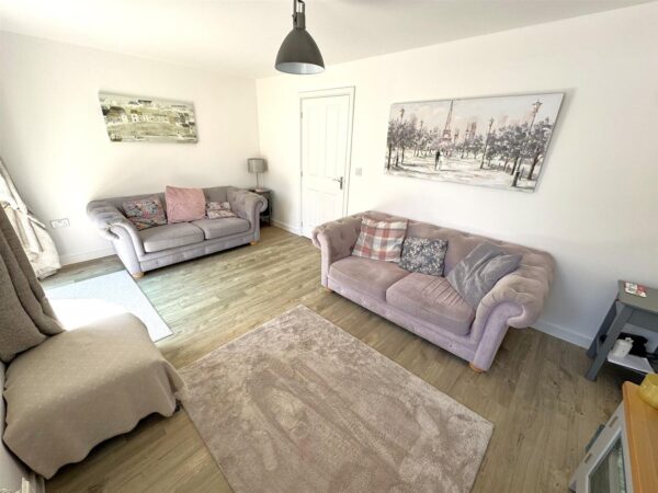 Airfield Way, Weldon, Corby