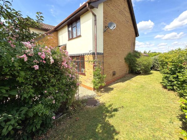 Hoppet Close, Great Oakley, Corby