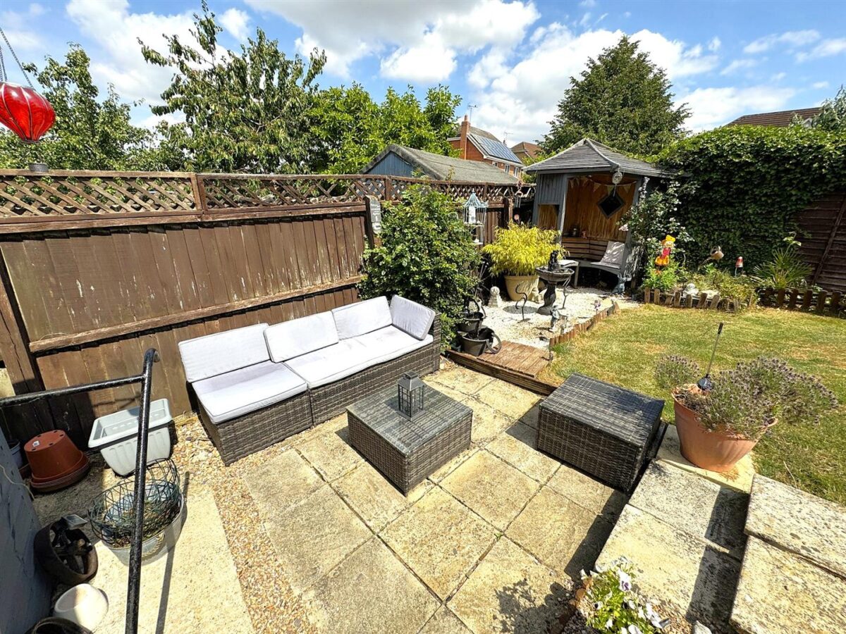 Hoppet Close, Great Oakley, Corby