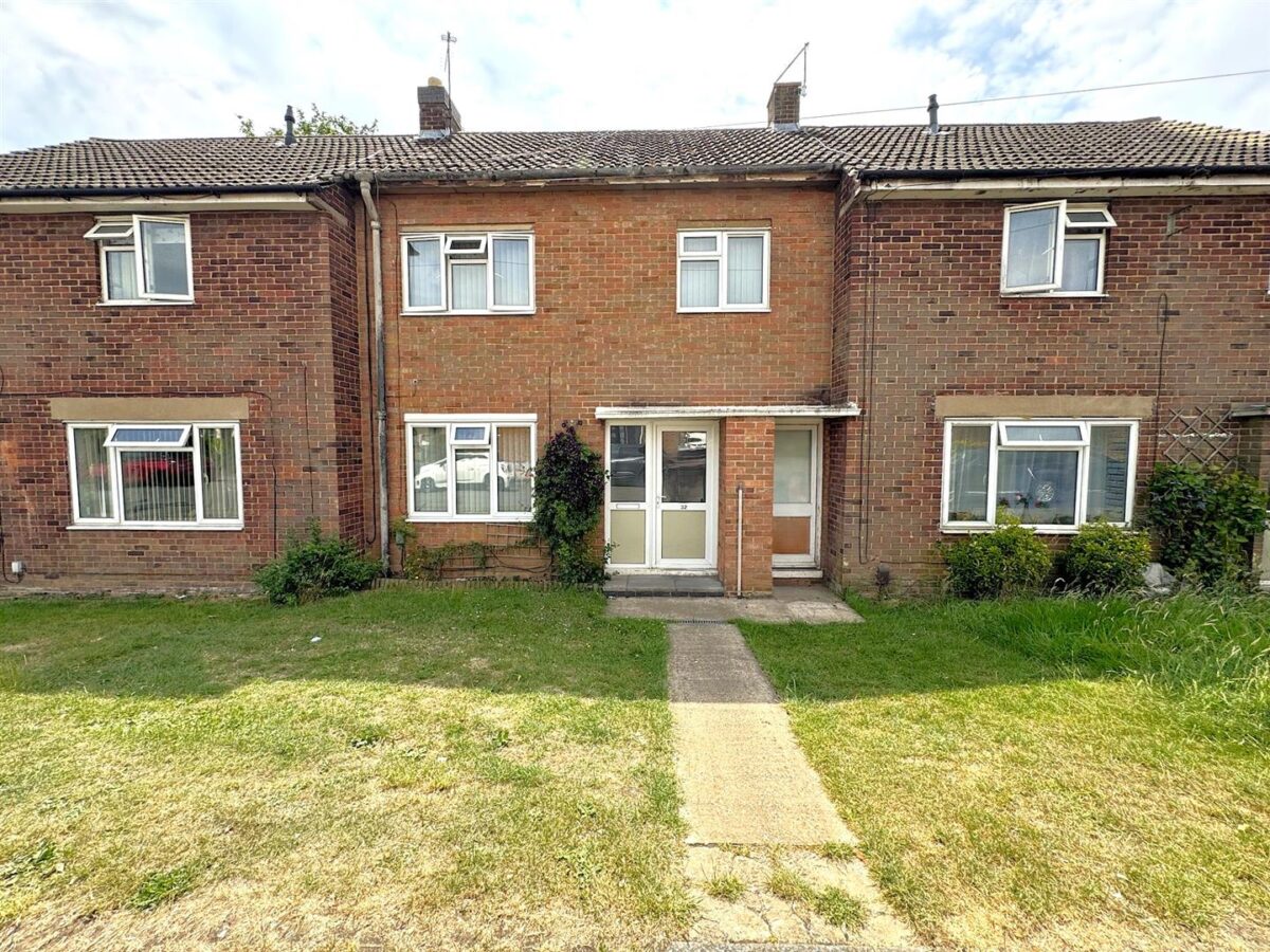 Stuart Road, Corby