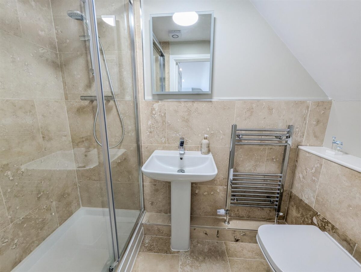 Corby Road, Weldon, Corby