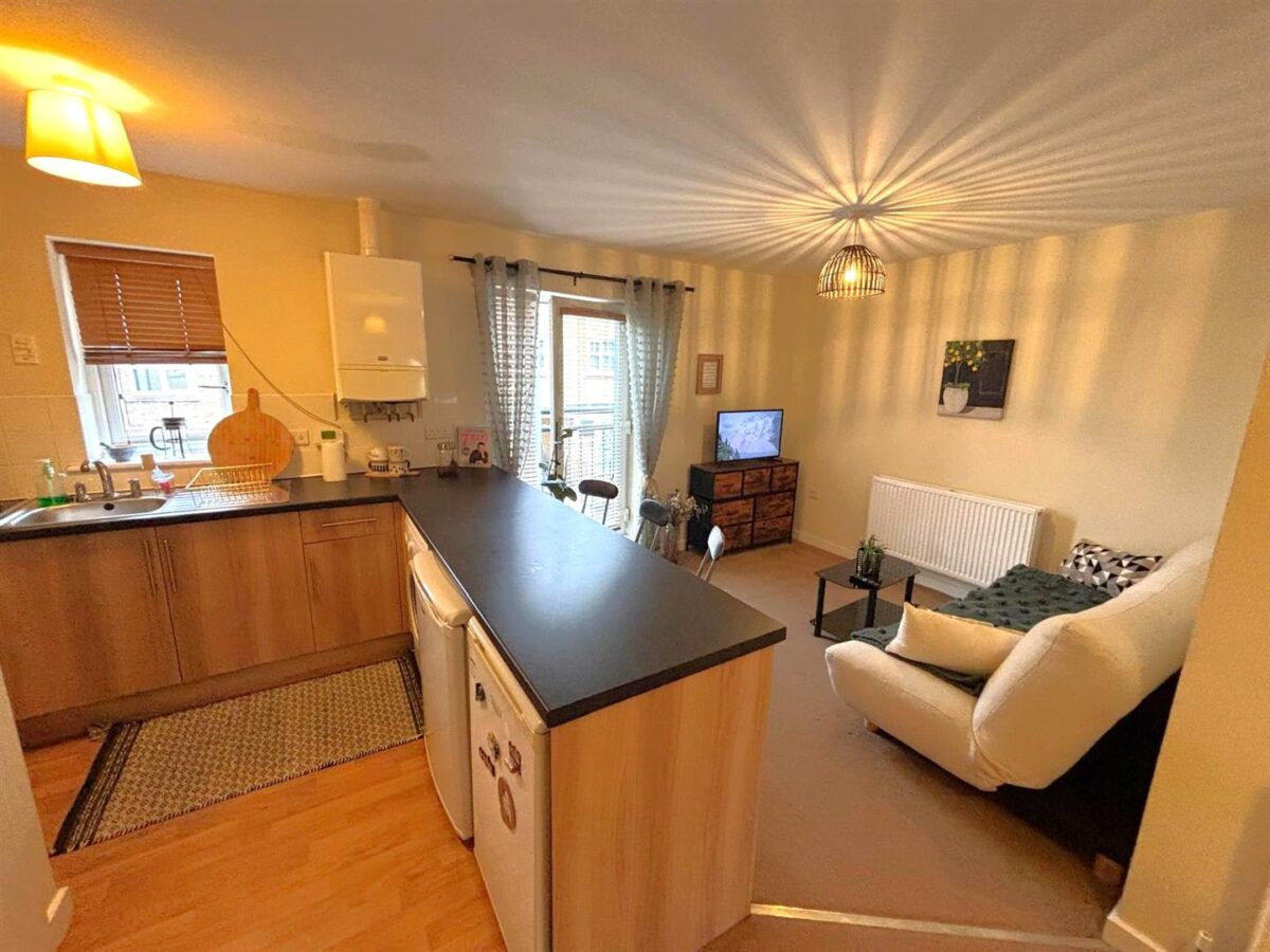 Gunnell Road, Corby