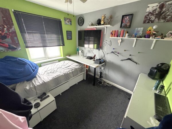 Wren Close, Corby