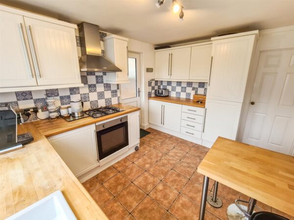 Humber Walk, Corby