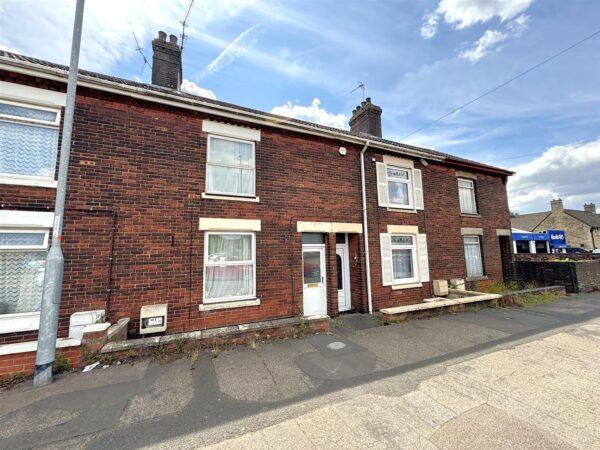 Lloyds Road, Corby
