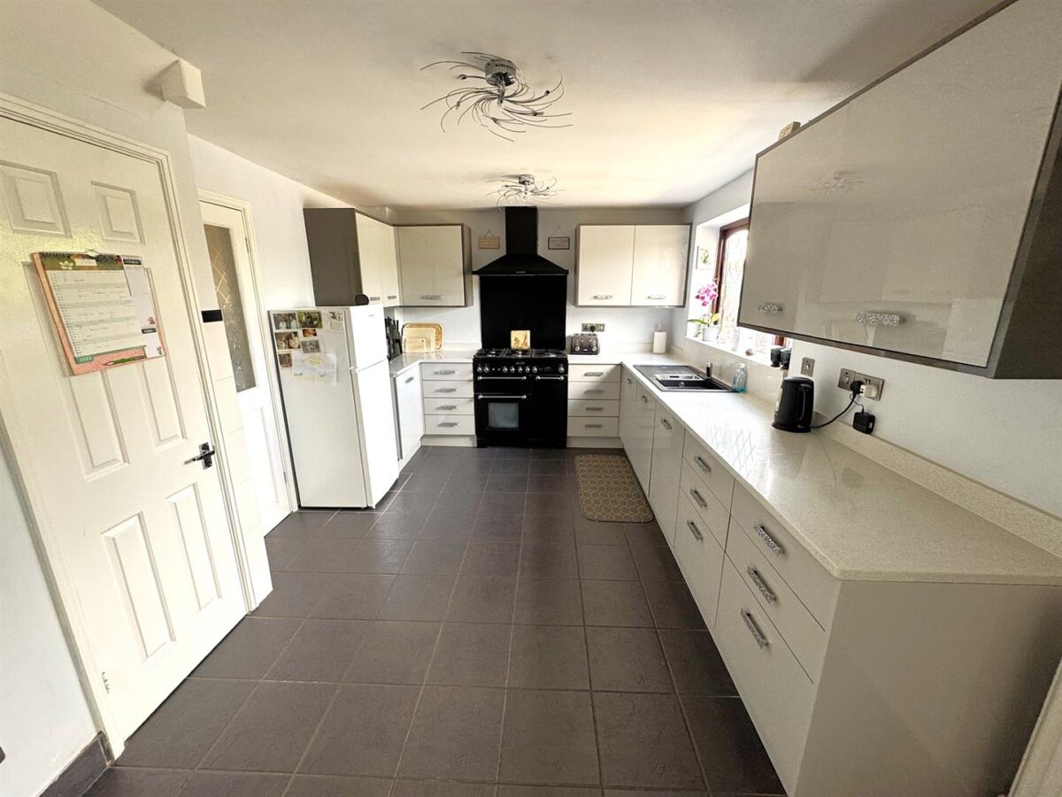 Hoppet Close, Great Oakley, Corby