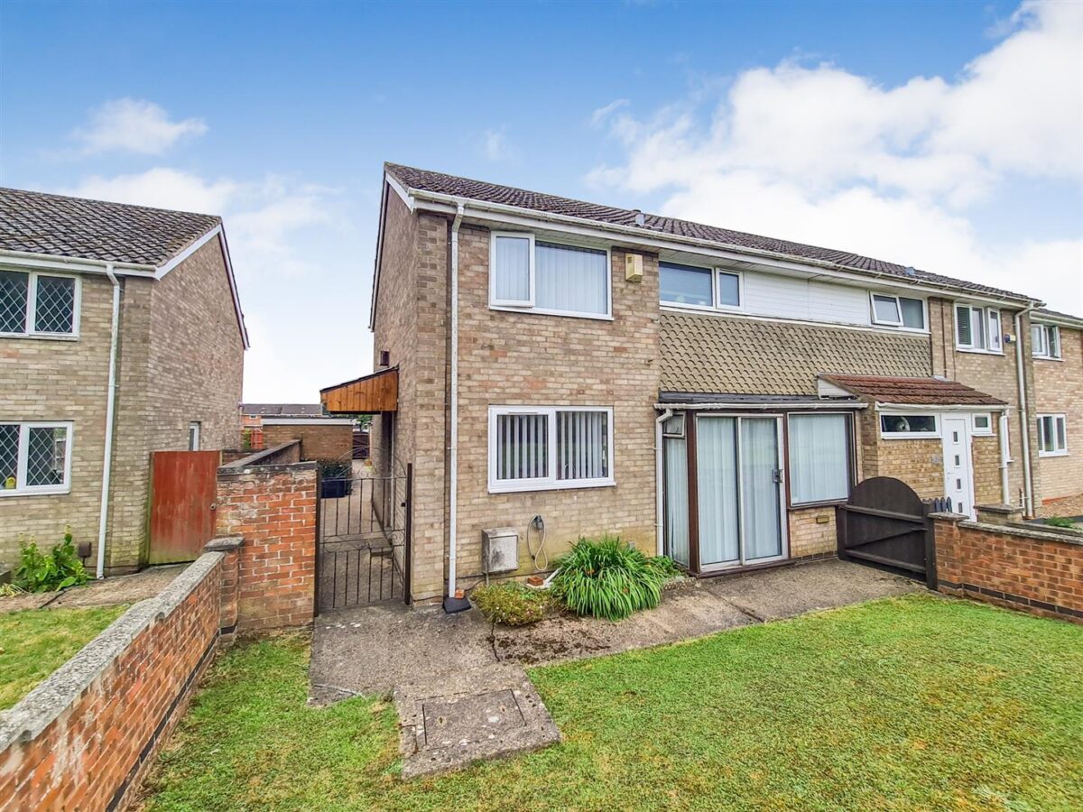 Humber Walk, Corby