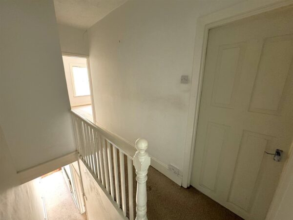 Lloyds Road, Corby