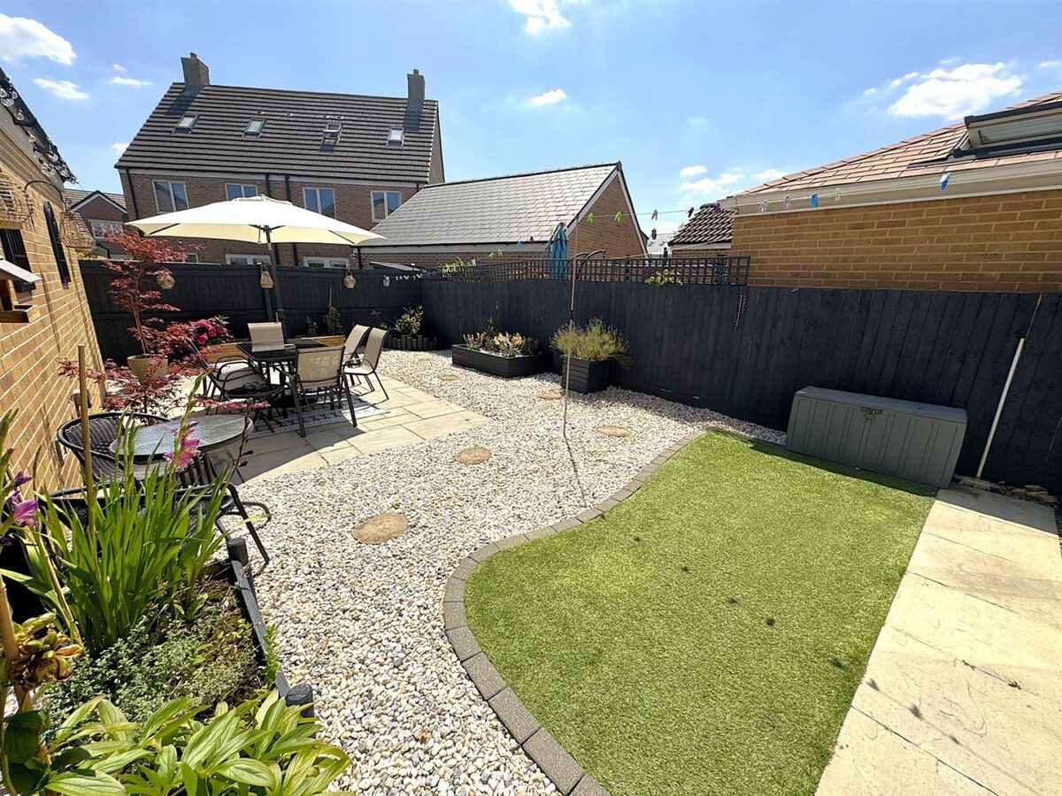 Airfield Way, Weldon, Corby