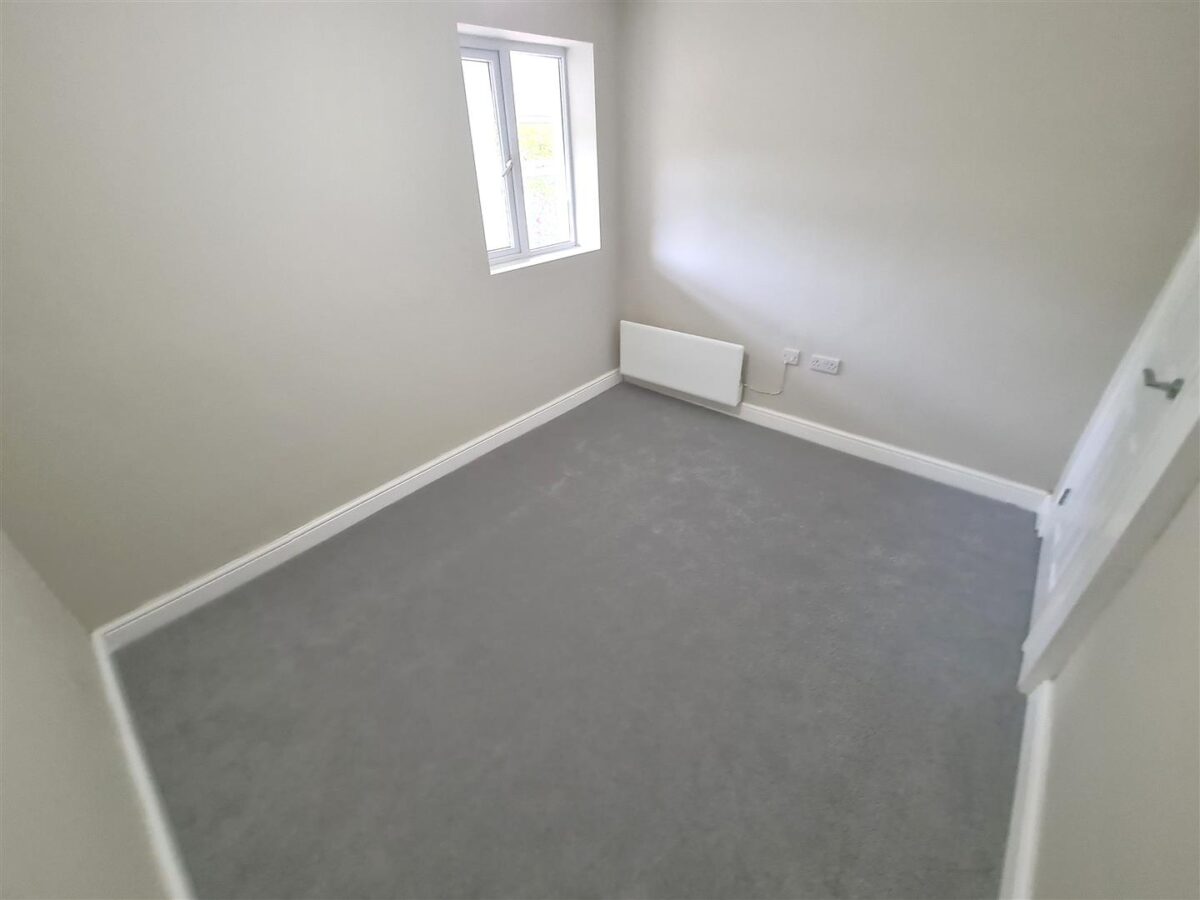Hillside Crescent, Weldon, Corby