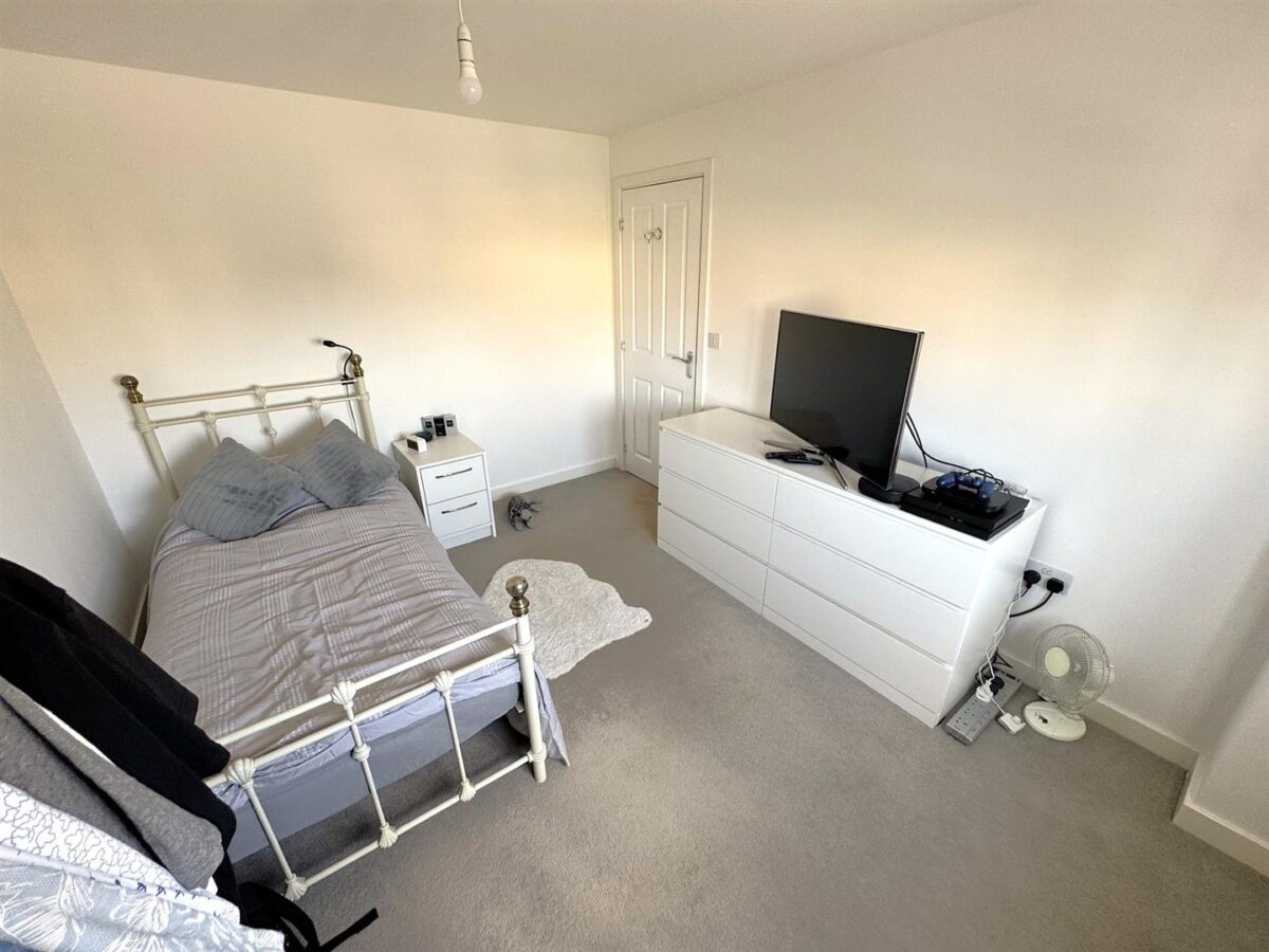 Airfield Way, Weldon, Corby