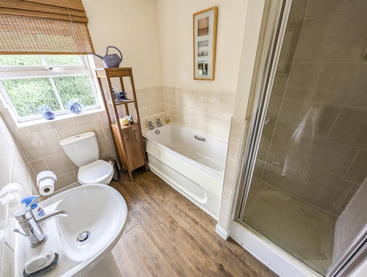 Thrush Close, Corby