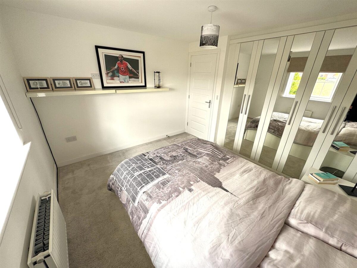 Stanley Close, Corby