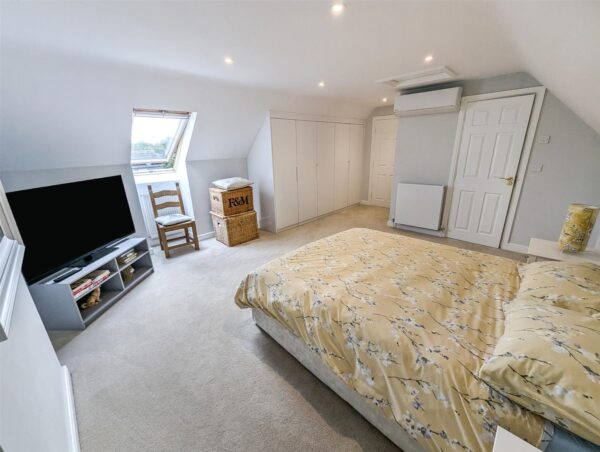 Corby Road, Weldon, Corby