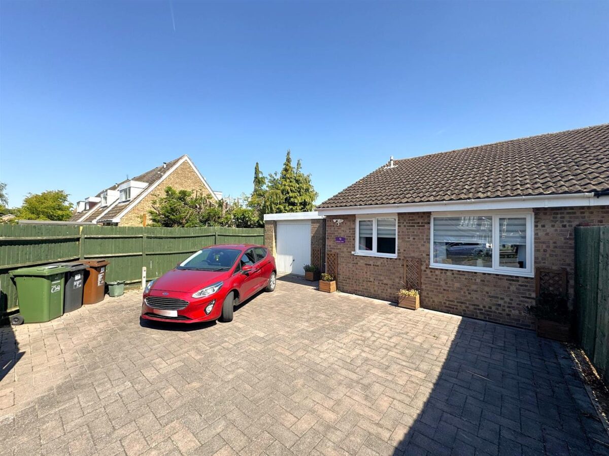 Bergen Walk, Corby