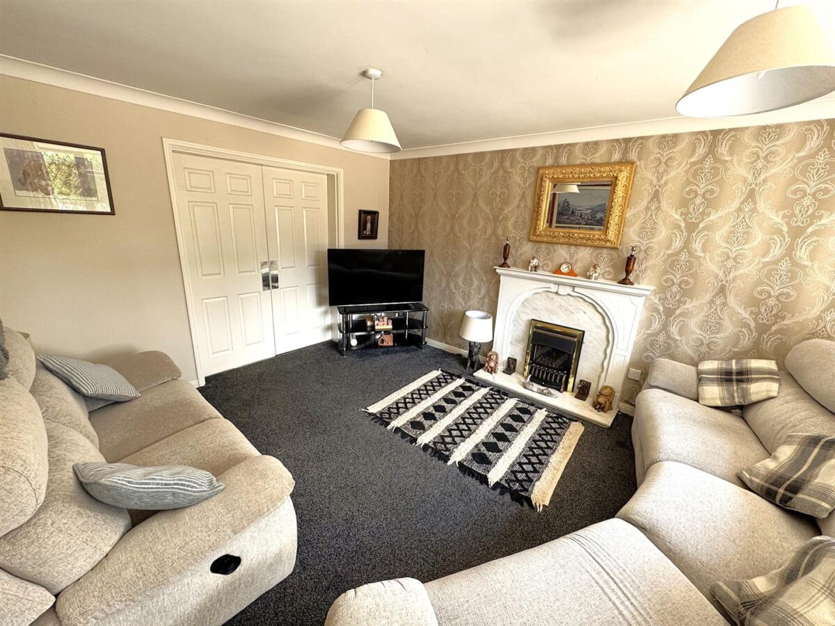 Hoppet Close, Great Oakley, Corby