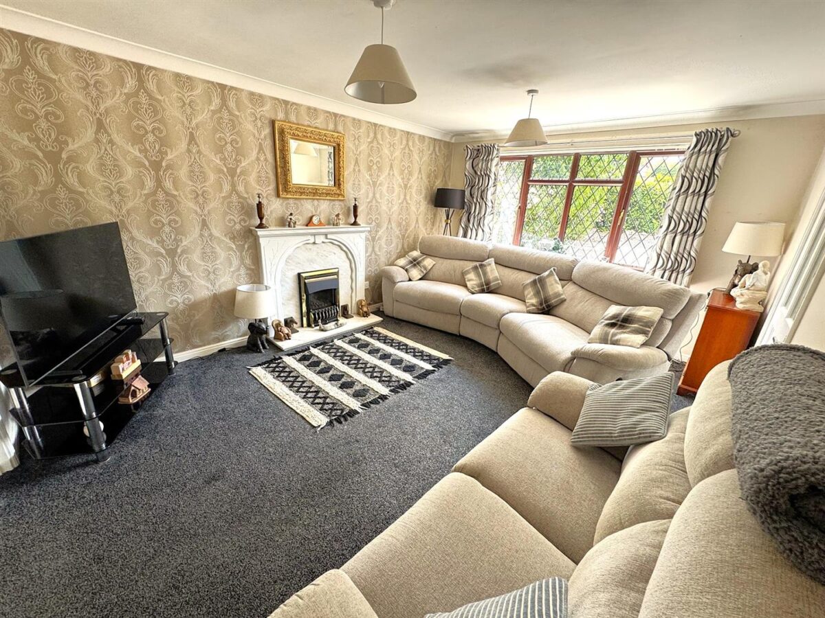 Hoppet Close, Great Oakley, Corby