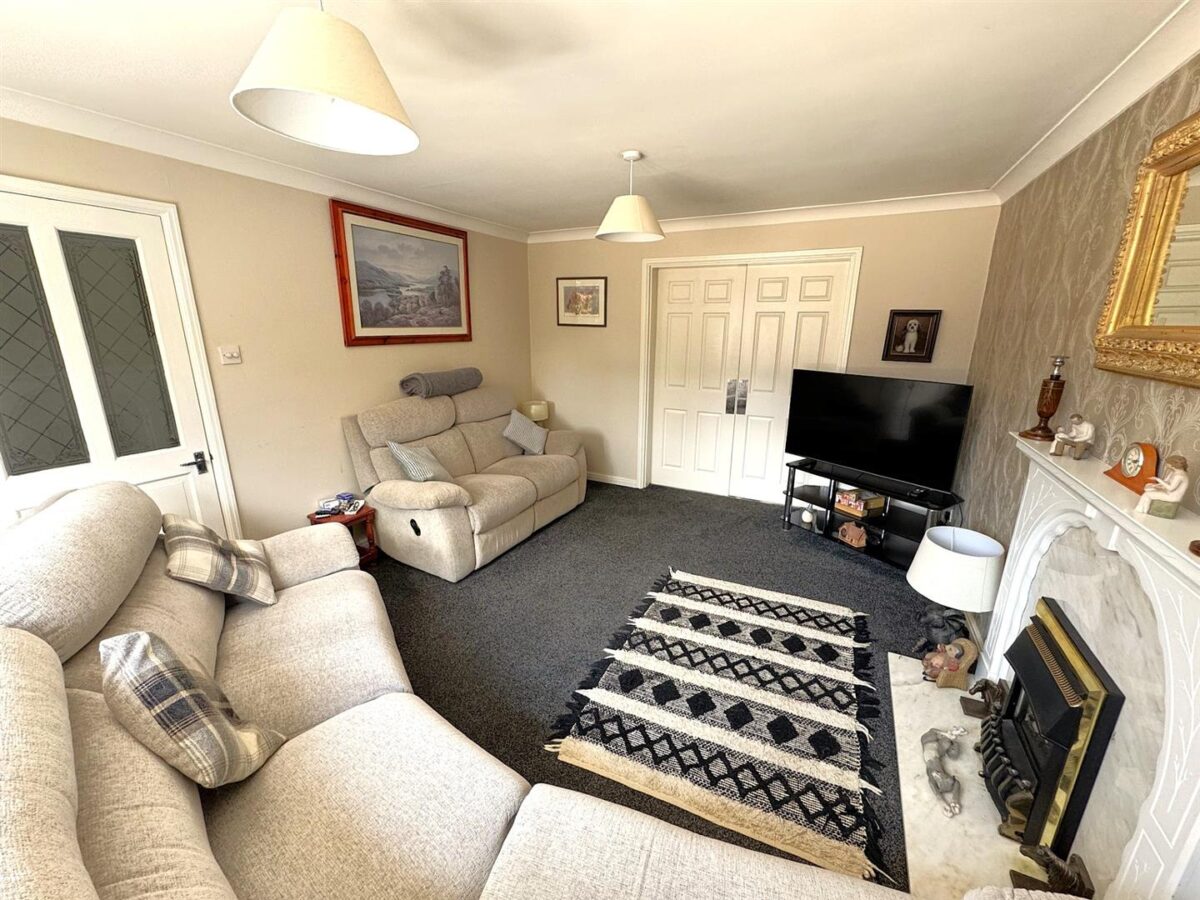 Hoppet Close, Great Oakley, Corby
