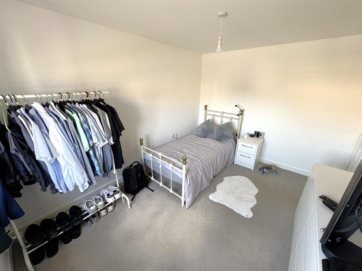 Airfield Way, Weldon, Corby