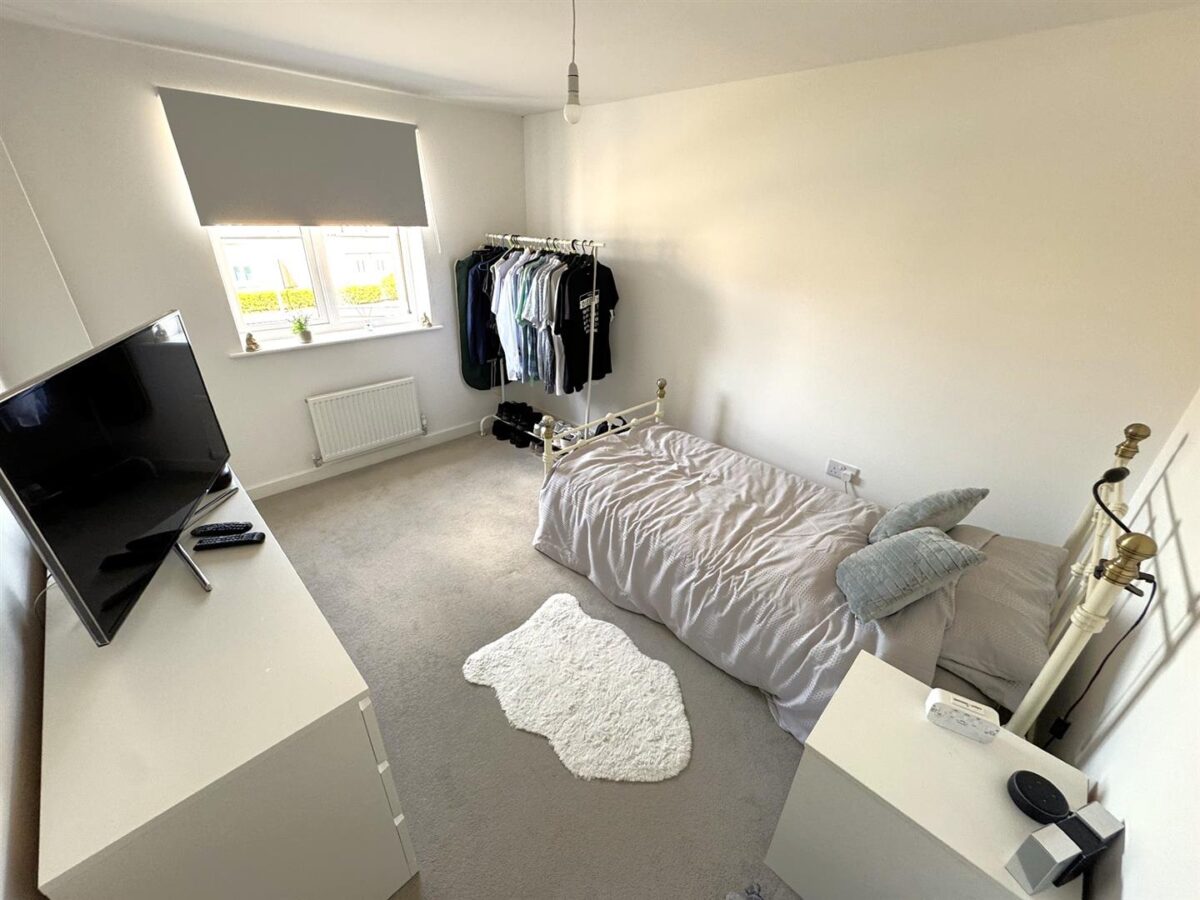Airfield Way, Weldon, Corby