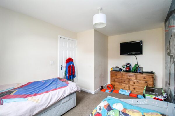 Eydon Drive, Corby