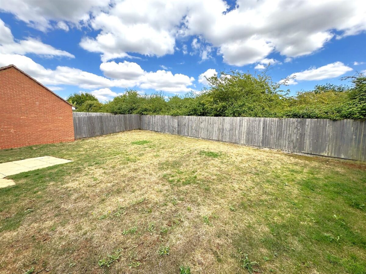 Stanley Close, Corby