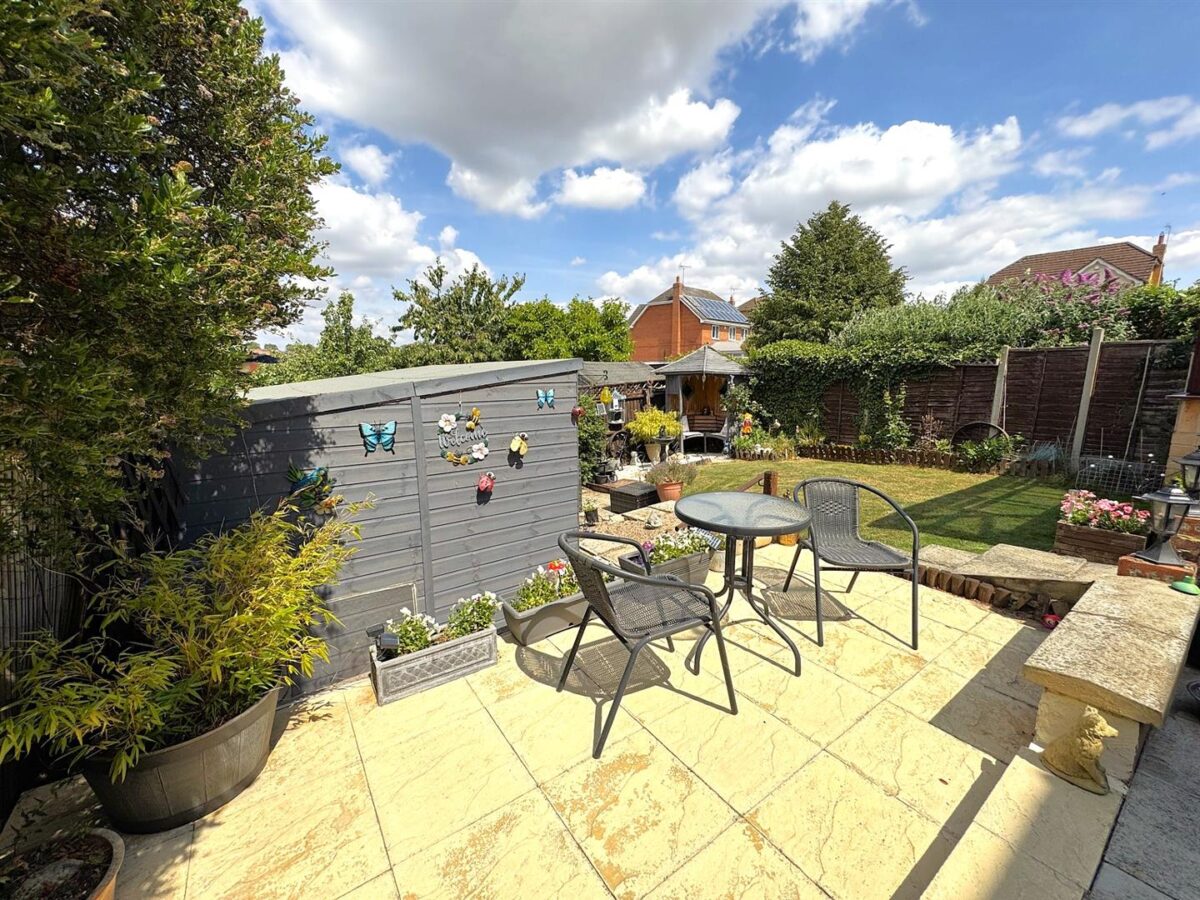 Hoppet Close, Great Oakley, Corby