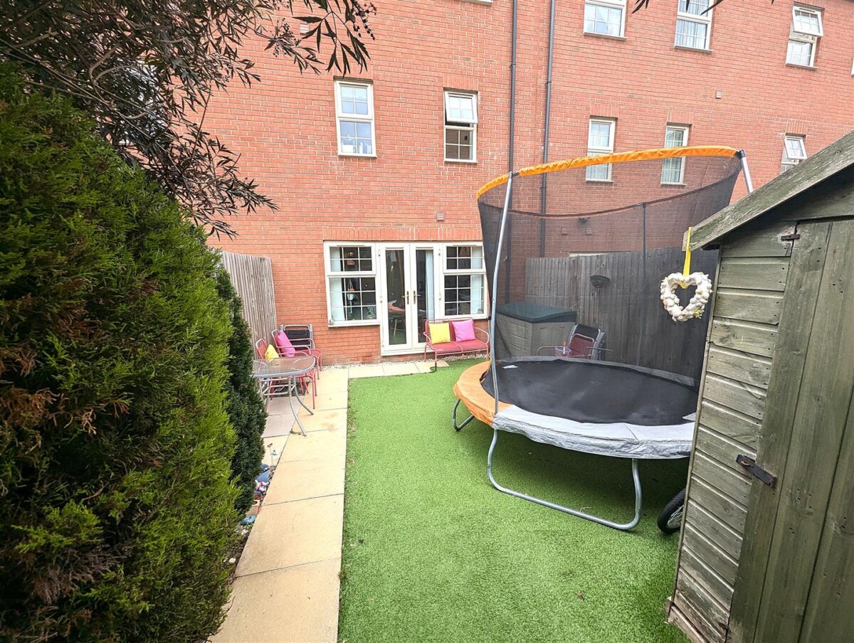 Conyger Close, Great Oakley, Corby