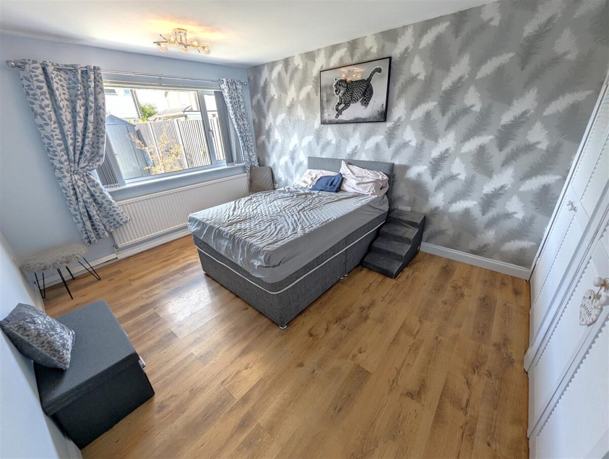 Baltic Close, Corby