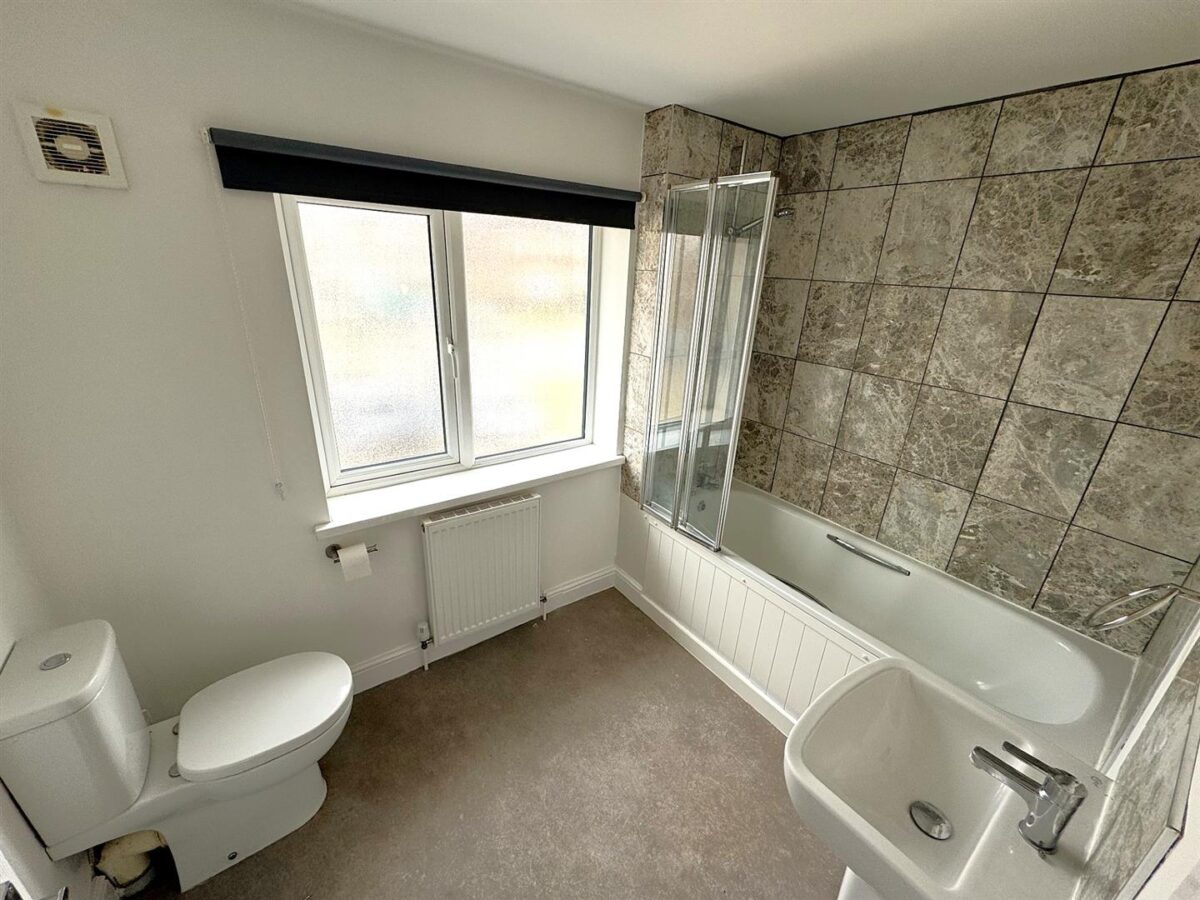 Dobson Walk, Corby
