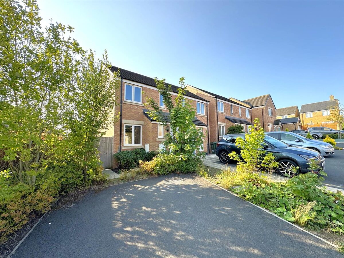 Yates Close, Weldon, Corby