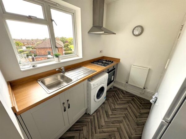 Rowlett Road, Corby