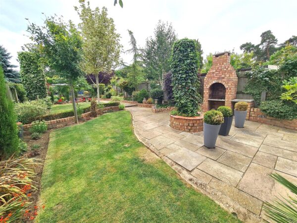 Stockwood Drive, Corby