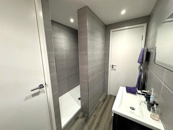 Regal Close, Corby