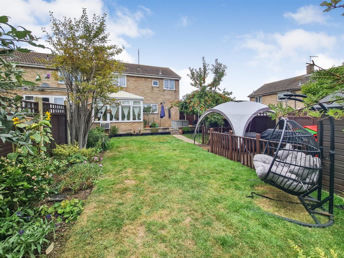 Beanfield Avenue, Corby