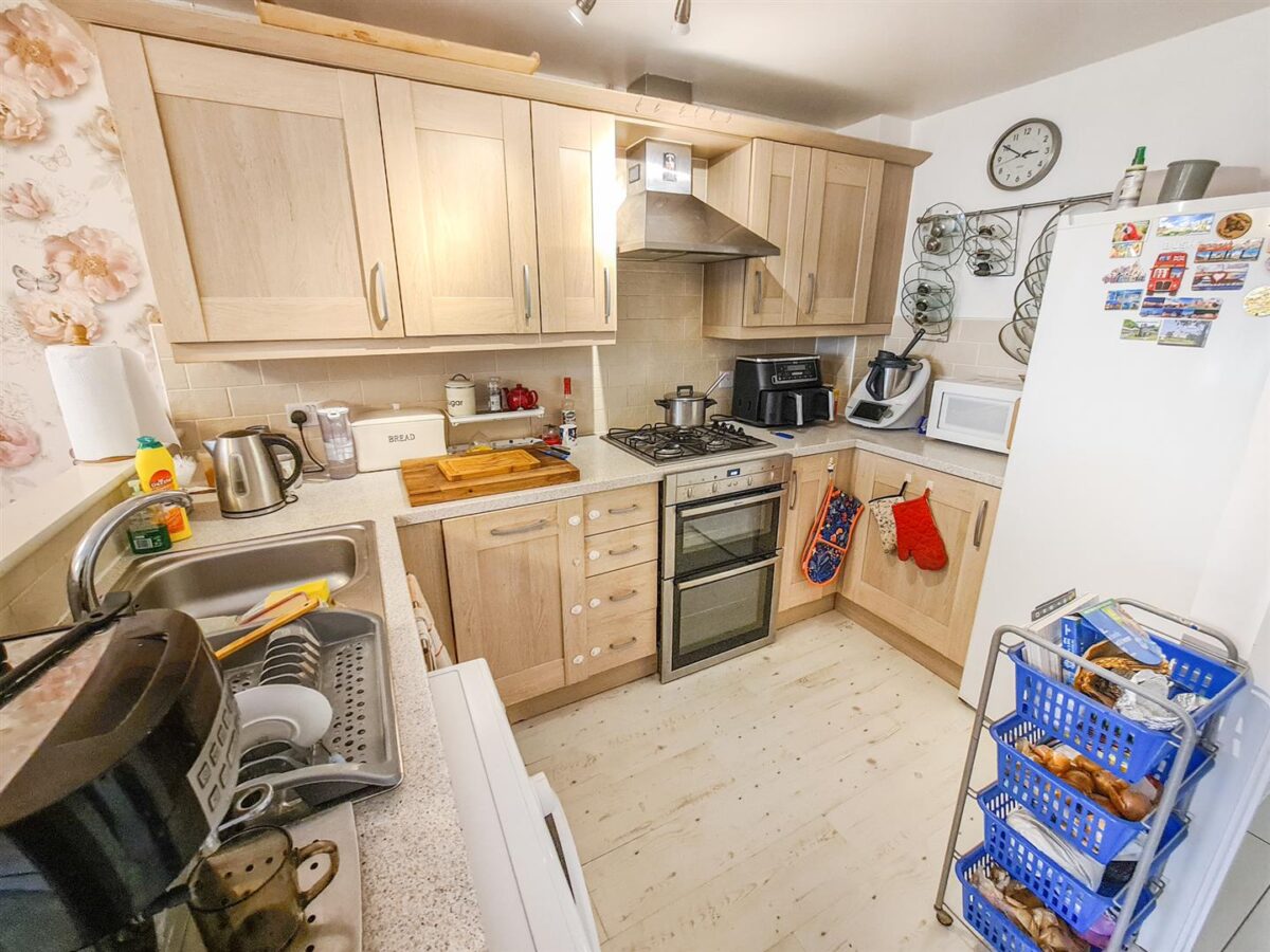 Butland Road, Corby