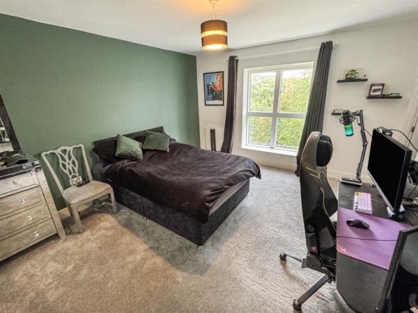 Lake Drive, Weldon, Corby