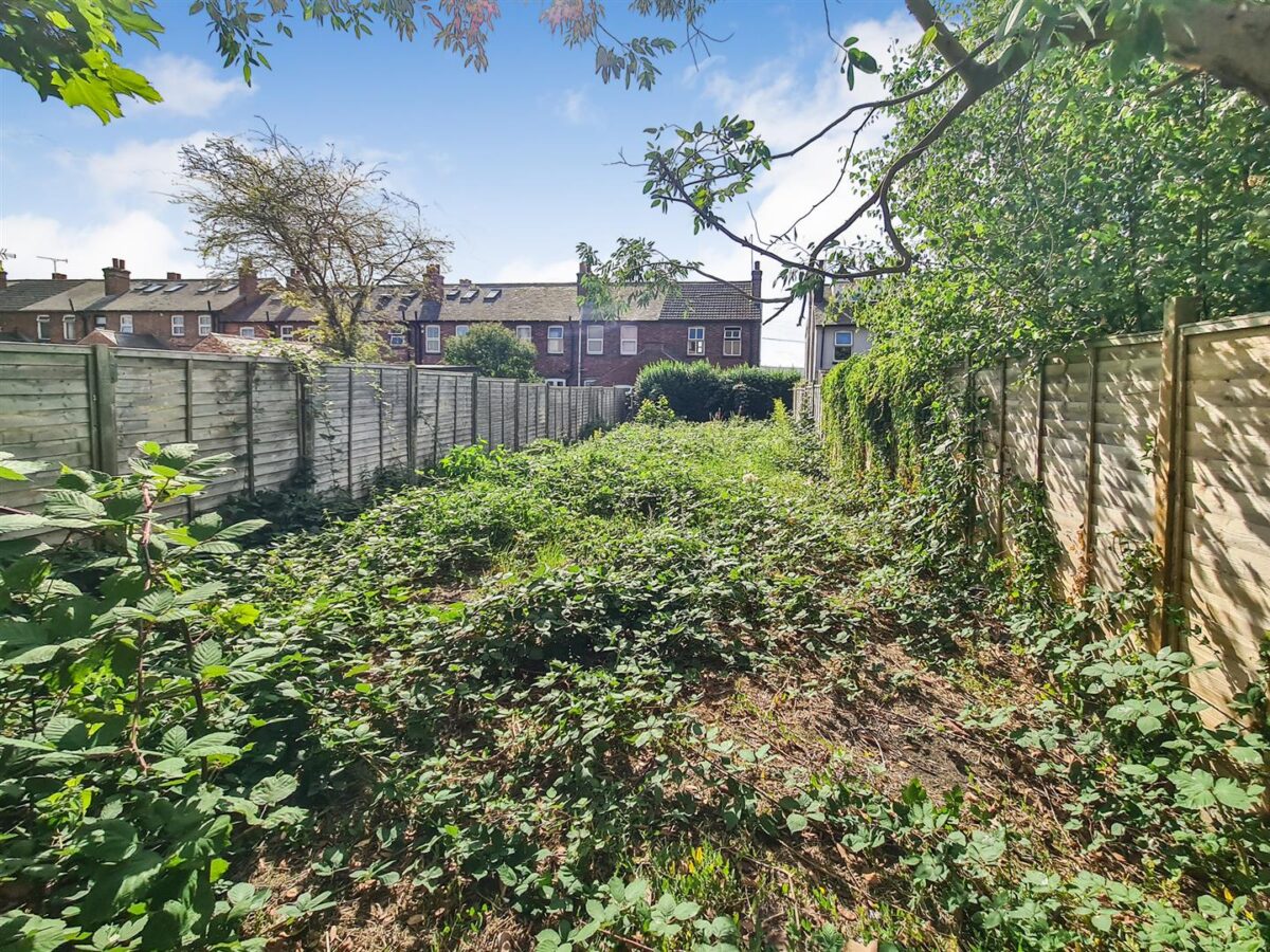 Oakley Road, Corby