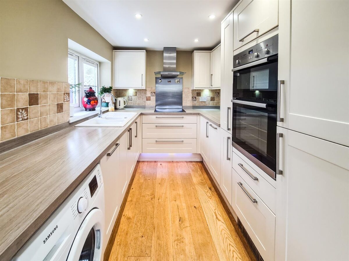 Driffield Grove, Corby