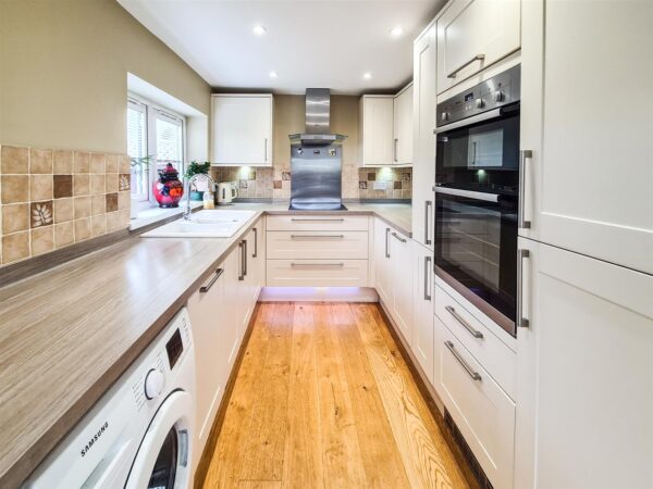 Driffield Grove, Corby