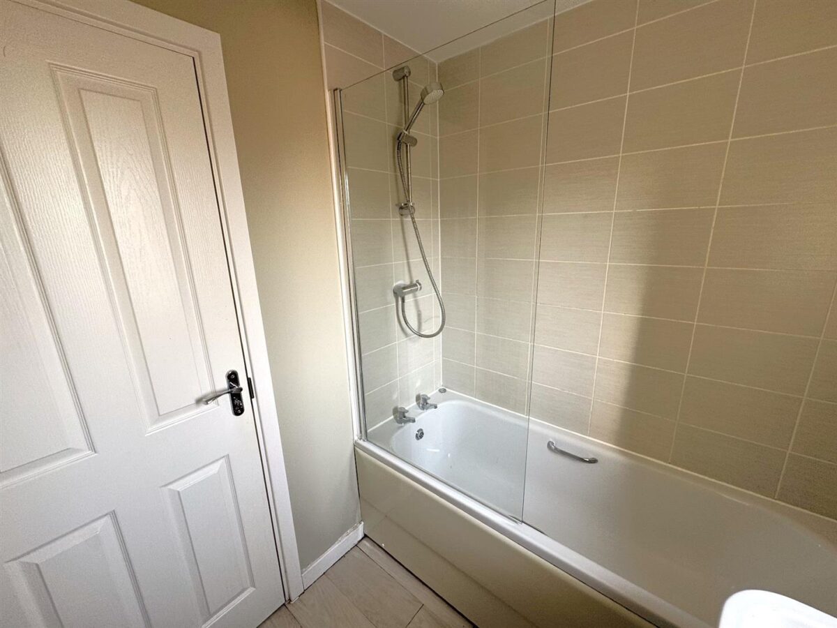 Yates Close, Weldon, Corby