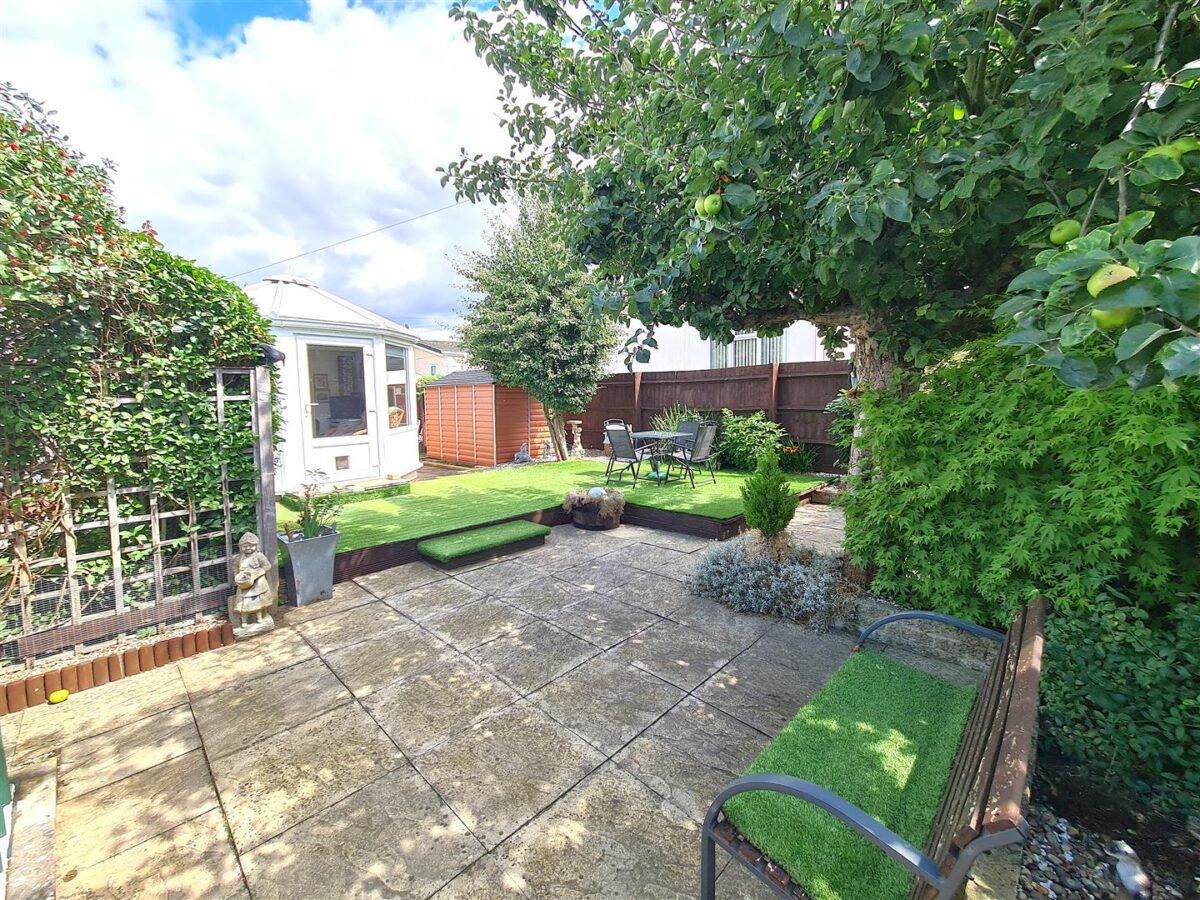 Woodside Park, Weldon, Corby