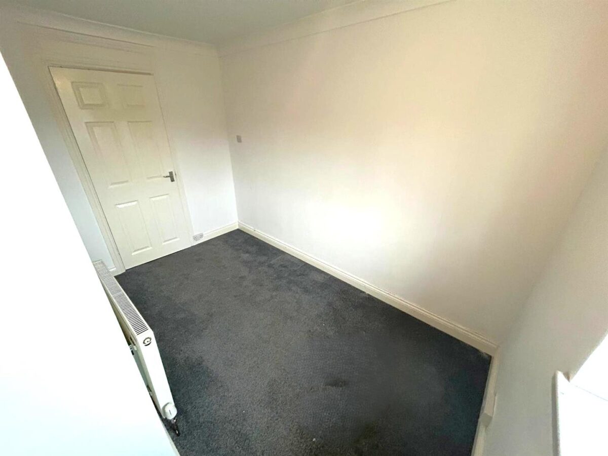 Beanfield Avenue, Corby