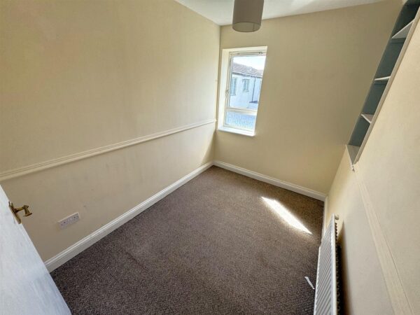 Greig Walk, Corby