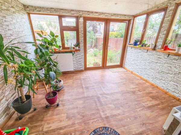 Butland Road, Corby