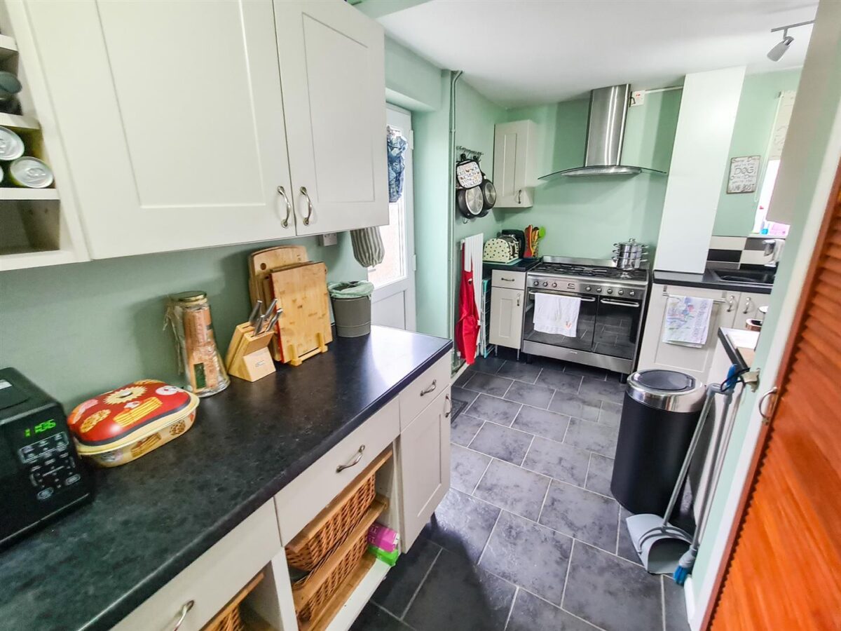 Beanfield Avenue, Corby