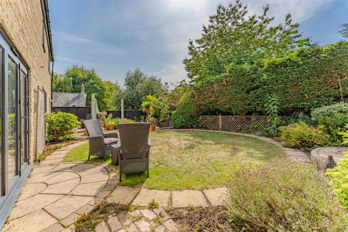 Harpers Close, Great Oakley, Corby