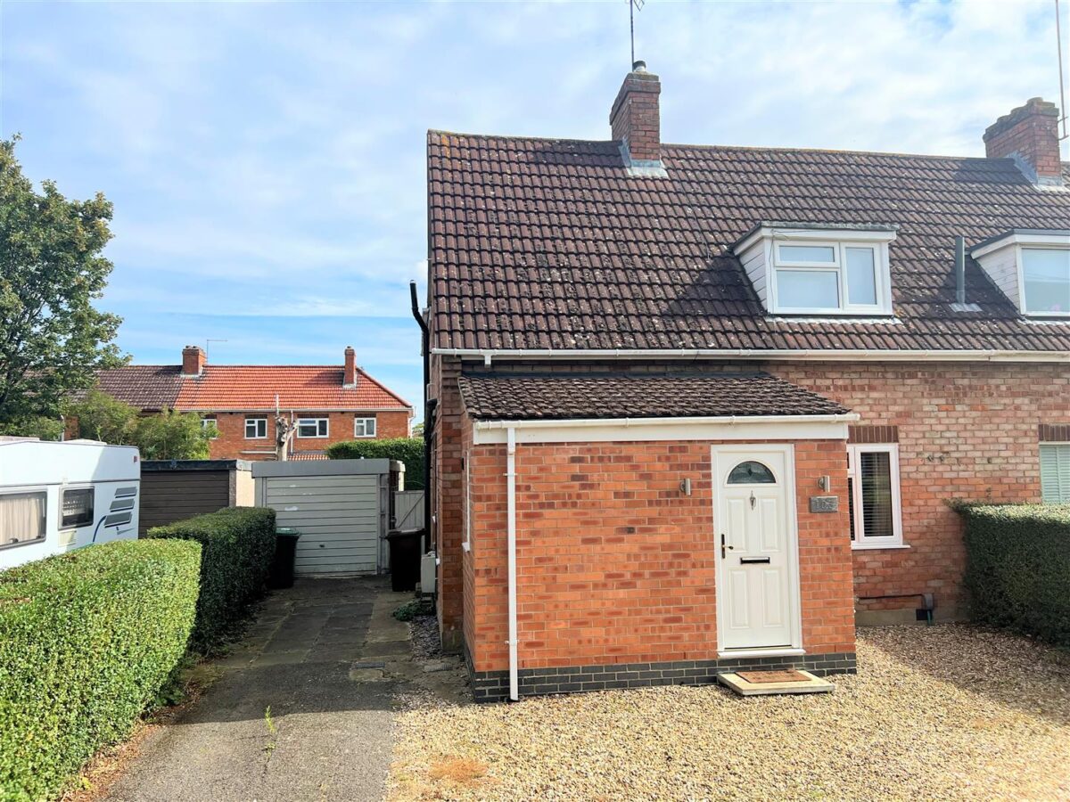 Westfields Road, Corby