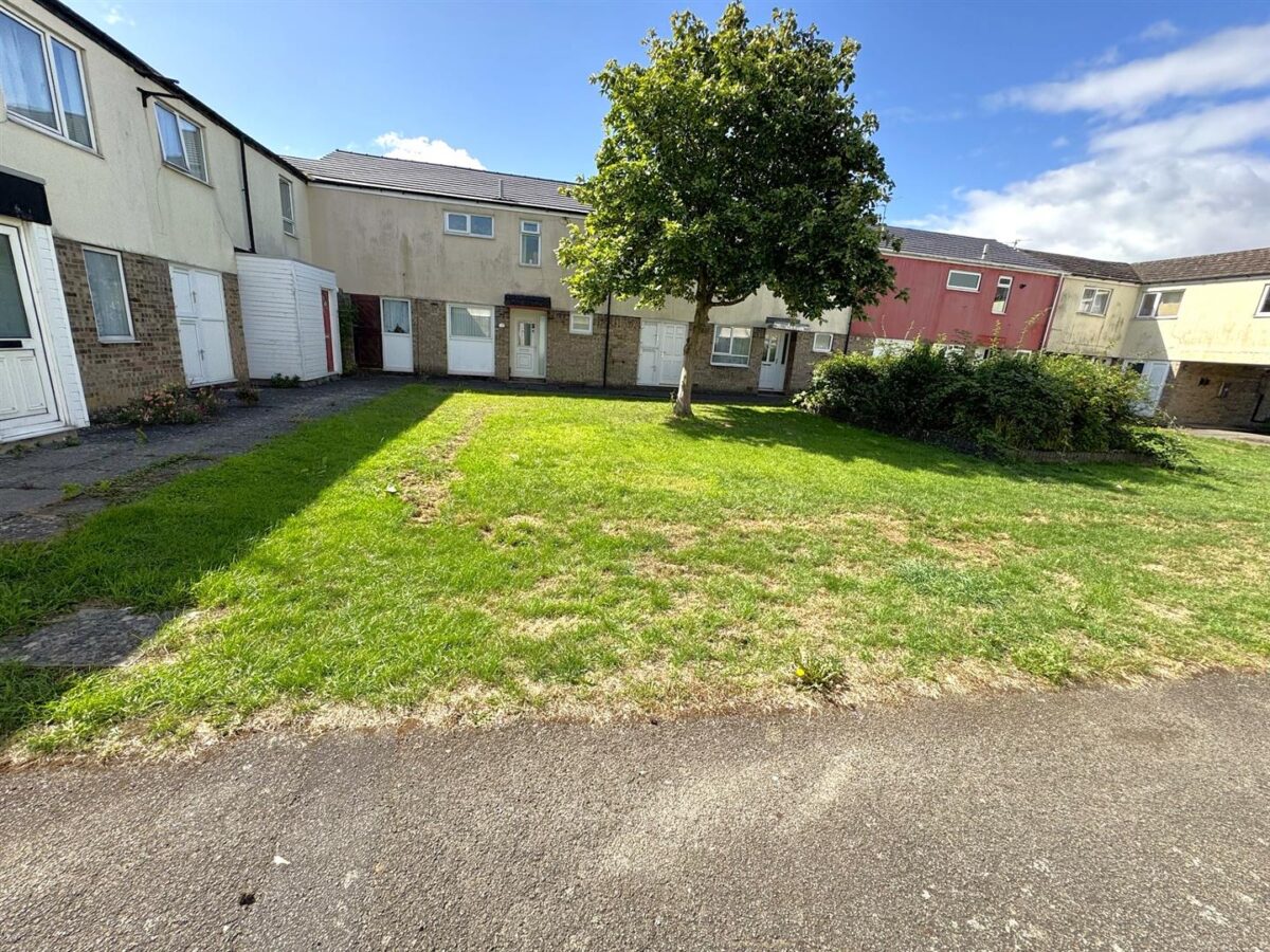 Greig Walk, Corby